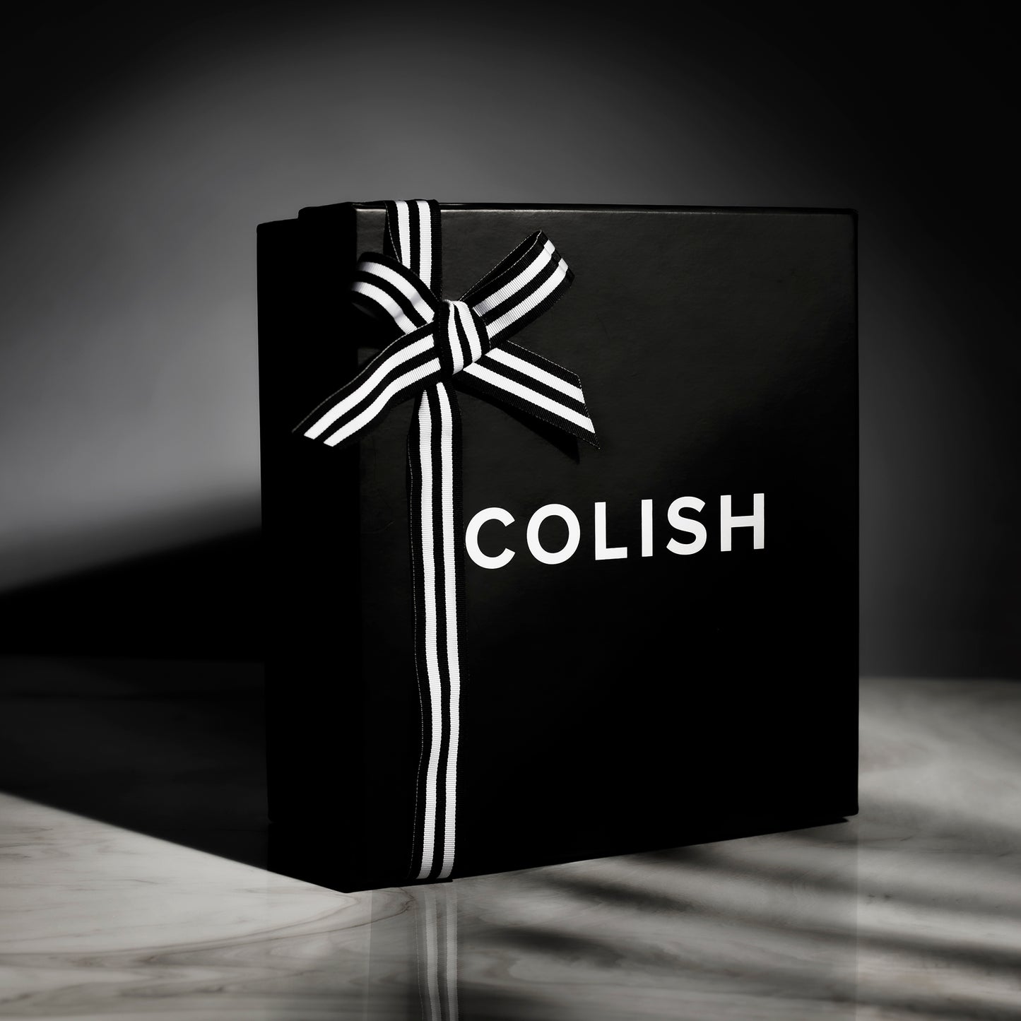 Gift Boxes By Colish: Luxury and Elegance for Special Occasions